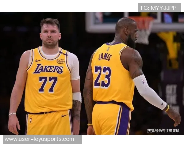 湖人防守失效詹姆斯体能透支东契奇拼尽全力难挽败局