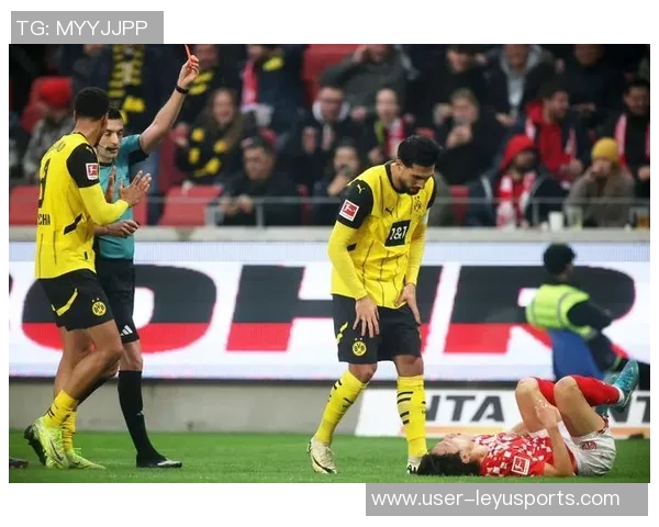 埃姆雷詹与多特达成续约协议薪水大幅下降至2028年